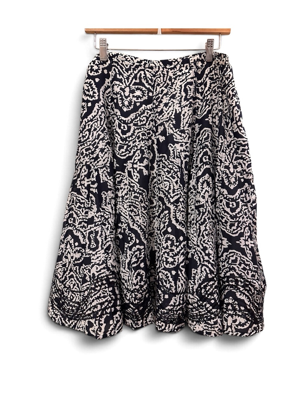 Chico's Silk and cotton Navy and White Patterned Full A-Line Skirt